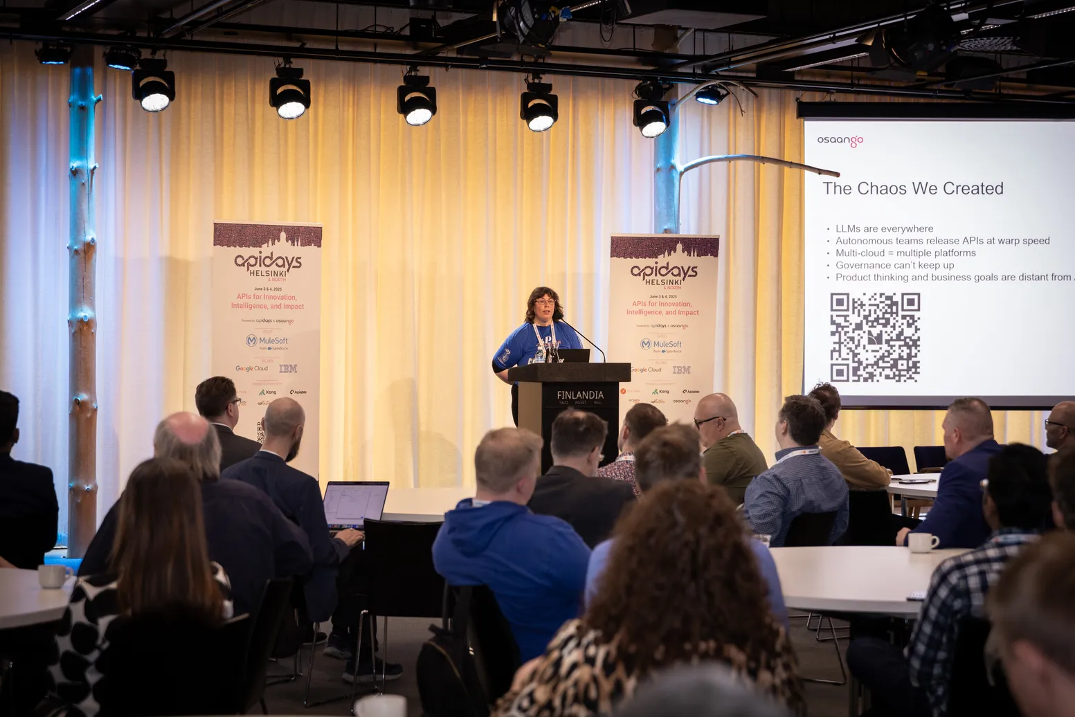 Marjukka Niinioja, founder of Osaango, speaking at APIdays Helsinki & North conference.